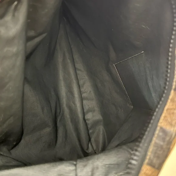 Fendi clutch - Picture 10 of 12